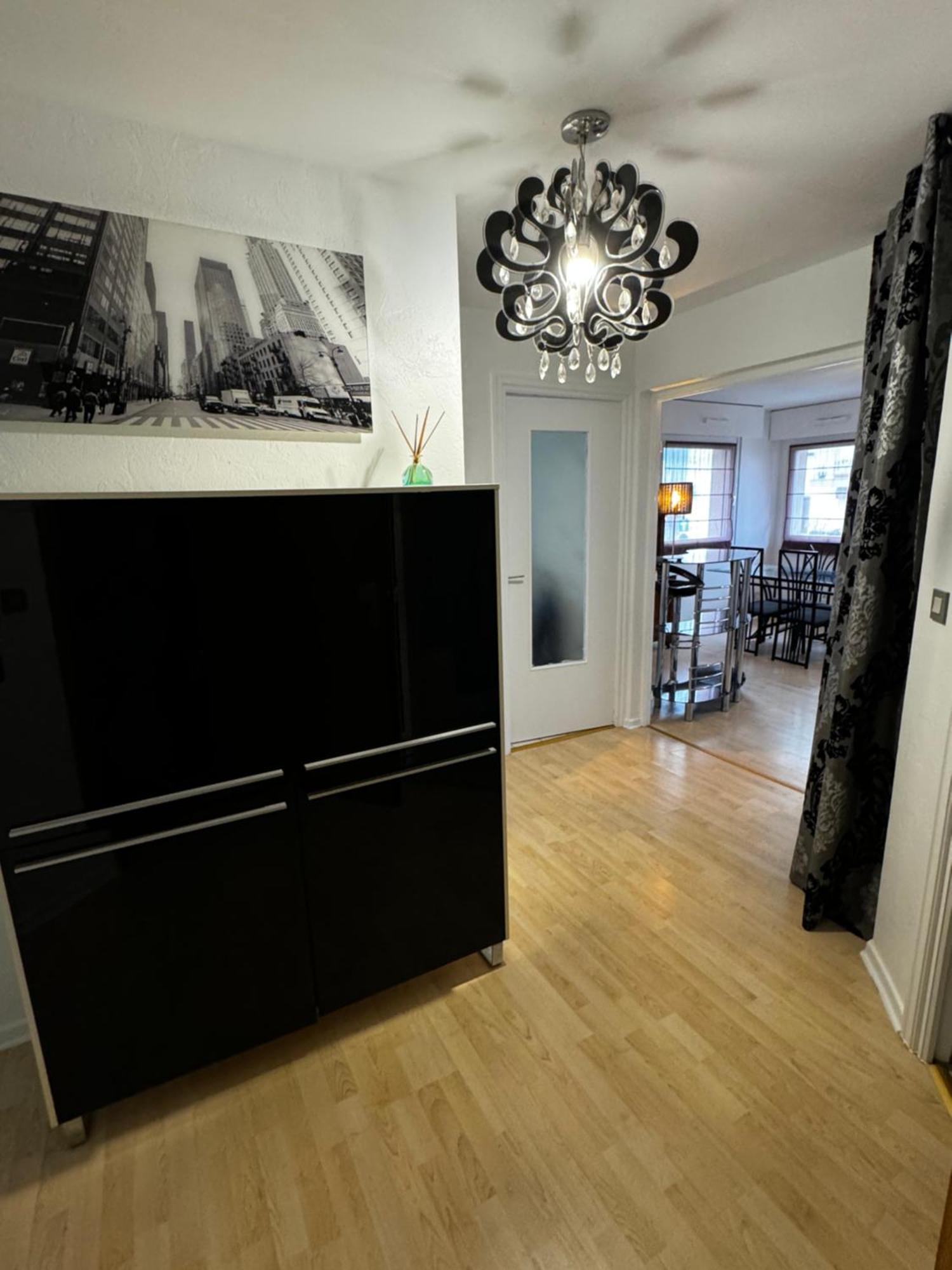 4 Personnes 50 M2 Idealement Situe A Appartement *
